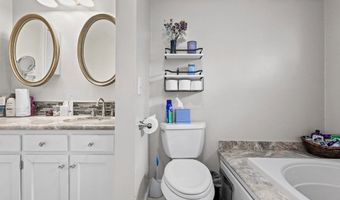 705 Overlook Dr, Alliance, OH 44601