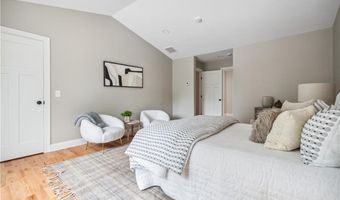 156 Potter St, Cranston, RI 02910