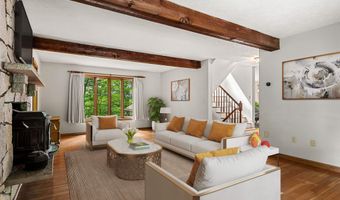 9 Pavillion Rd, Amherst, NH 03031