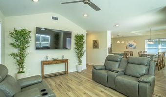 111 11th St, Apalachicola, FL 32320