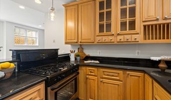 3350 17TH St NW T2, Washington, DC 20010