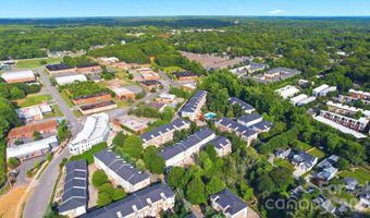923 Warren Burgess Ln, Charlotte, NC 28205