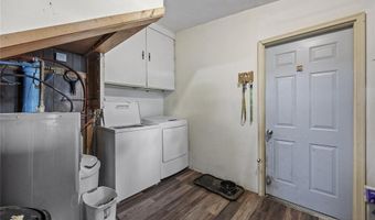 3135 115th St, Riverside, IA 52327