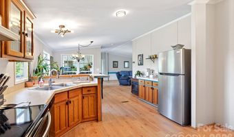 298 Wolf Xing, Bakersville, NC 28705