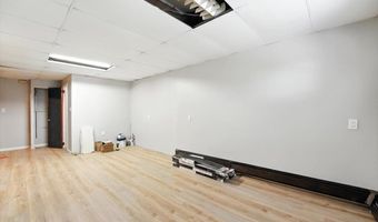 16 OAK St, Bayonne, NJ 07002