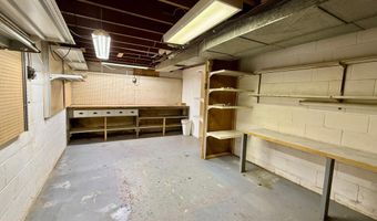 1201 Frank Hall Dr, Albert Lea, MN 56007