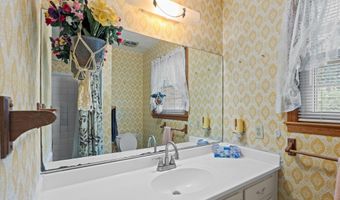 4038 S Goshen Lake Dr, Augusta, GA 30906