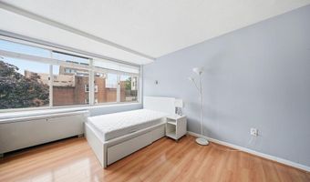 922 24TH St NW 312, Washington, DC 20037