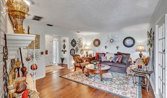 609 E Fourth St, Adel, GA 31620