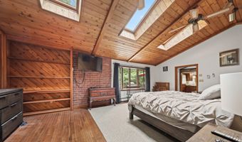37 Anella Dr, Bethany, CT 06524