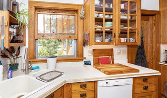 920 Clark Ave, Ames, IA 50010