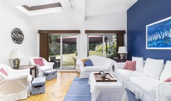 428 Gibbs Ave 4, Newport, RI 02840