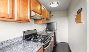 2500 N VAN DORN St 517, Alexandria, VA 22302