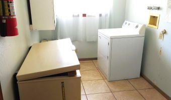 1670 Murray Loop, Bosque Farms, NM 87068