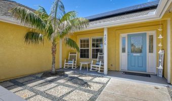 4876 Park Dr, Carlsbad, CA 92008