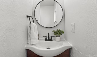 1615 N 16th St, Boise, ID 83702