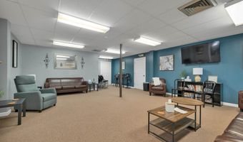 8 Eastern Ave, Barrington, NH 03825