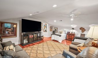 9 Bajala Dr E, Beaufort, SC 29907