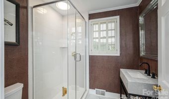 20 Inglewood Rd, Asheville, NC 28804