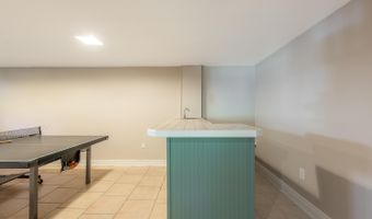 205 Westview Dr, Alma, MI 48801