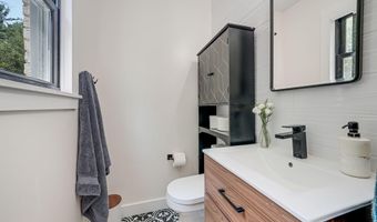 3662 VACATION Ln, Arlington, VA 22207