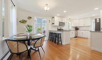 100 Hope St, East Providence, RI 02916