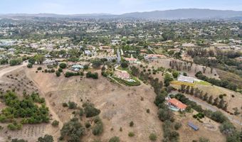 2281 Corner Creek Ln, Fallbrook, CA 92028