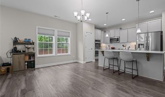1340 Whitney Dr, Aberdeen, NC 28315
