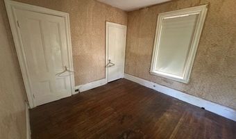 31 Amherst St, Boston, MA 02131