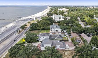 1016 Beach Blvd, Biloxi, MS 39530
