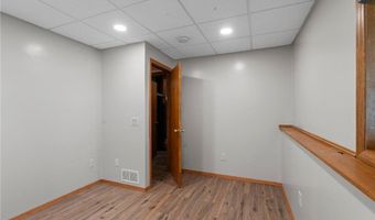 7165 Upper 157th St W, Apple Valley, MN 55124
