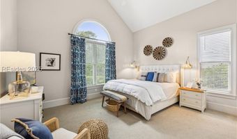 36 Hawthorne Rd, Bluffton, SC 29910