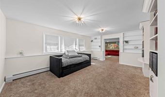 20 Dale Rd, Airmont, NY 10952