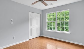 3 Whisper Way, Barnegat, NJ 08005