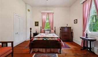 22128 5TH St, Abita Springs, LA 70420