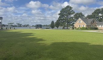 585 Creek Place Rd, Arapahoe, NC 28510