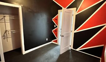 657 3rd St, Albany, NY 12206