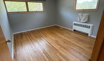 109 Nassau Dr, Albertson, NY 11507