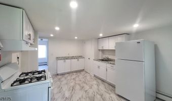 60 E Mc Farlan St Abc D, Andover, NJ 07801