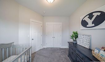 4878 Torcello Dr, Ammon, ID 83406
