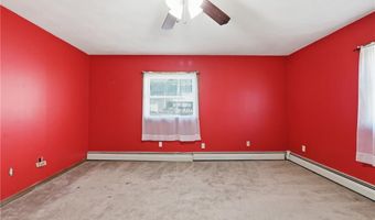 221 Curran Rd, Cumberland, RI 02864