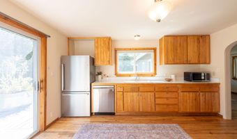 312 N 3RD St, Bellevue, ID 83313