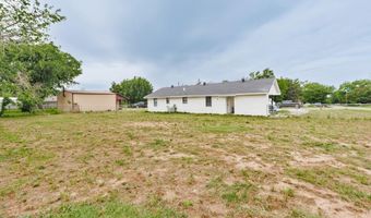 510 N Proctor St, Alvord, TX 76225
