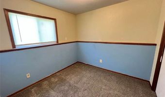 1037 Caroline St, Billings, MT 59105