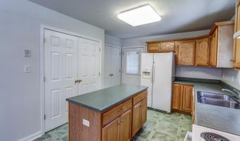 173 Pine Tag Ln, Appomattox, VA 24522