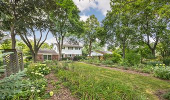 2771 Briarcliff St, Ann Arbor, MI 48105