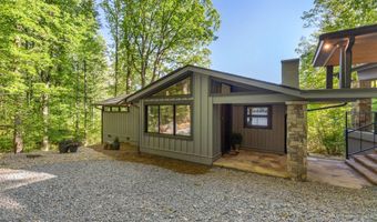 905 Cold Mountain Rd, Lake Toxaway, NC 28747