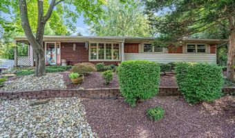 19 W Illinois Ave, Absecon, NJ 08201