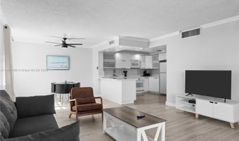 9440 W Bay Harbor Dr 5A, Bay Harbor Islands, FL 33154