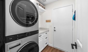 501 N LONGMORE St, Chandler, AZ 85224